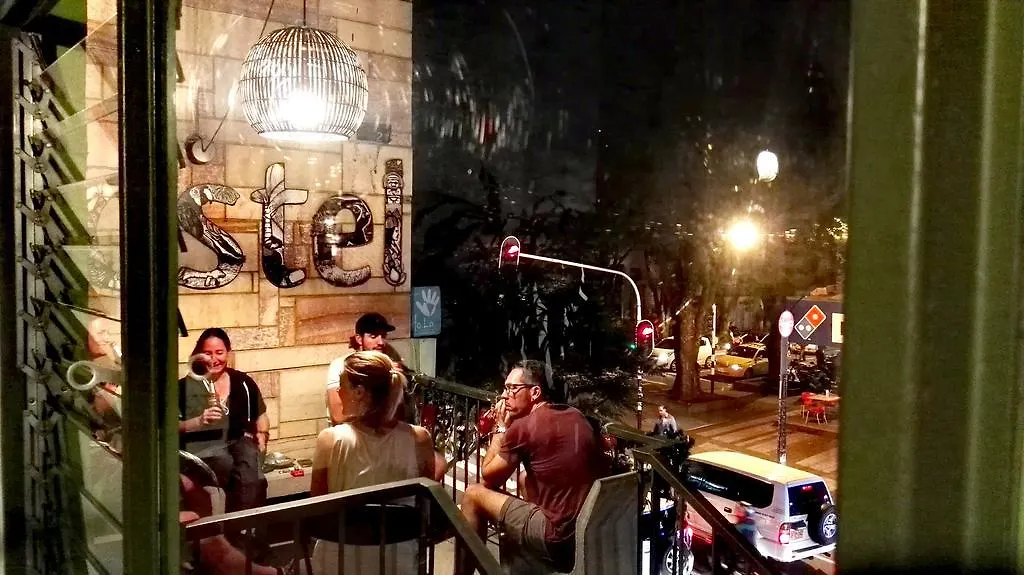 Saman Hostel Medellín Colombia
