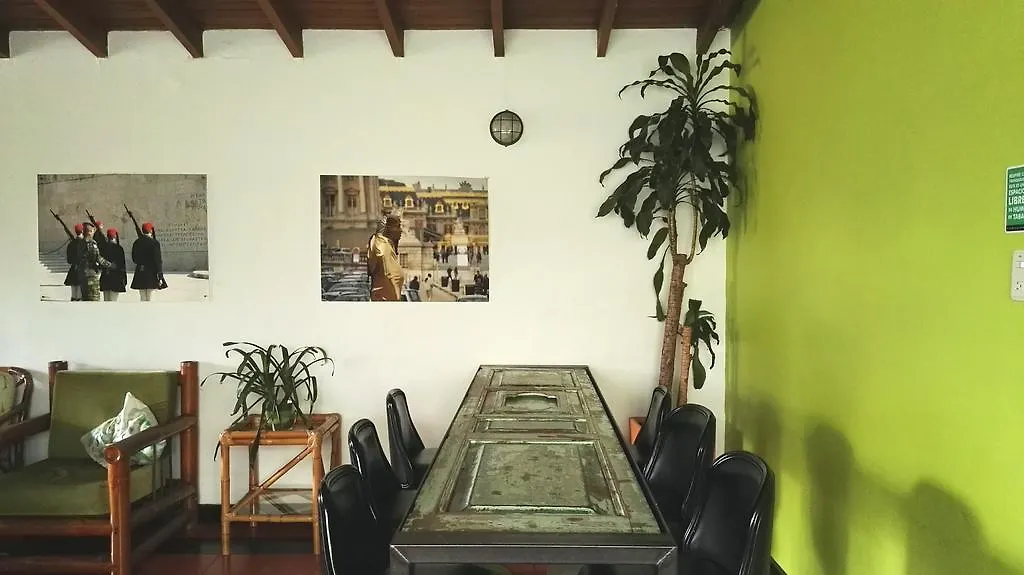 Saman Hostel Medellín