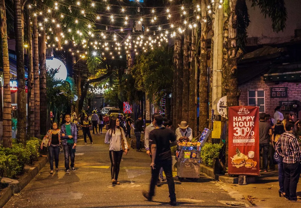 Saman Hostel Medellín