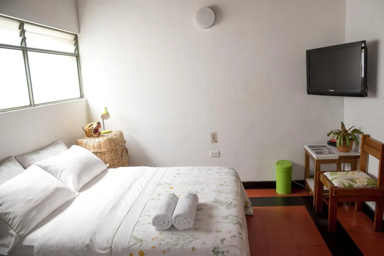 Saman Hostel Medellín