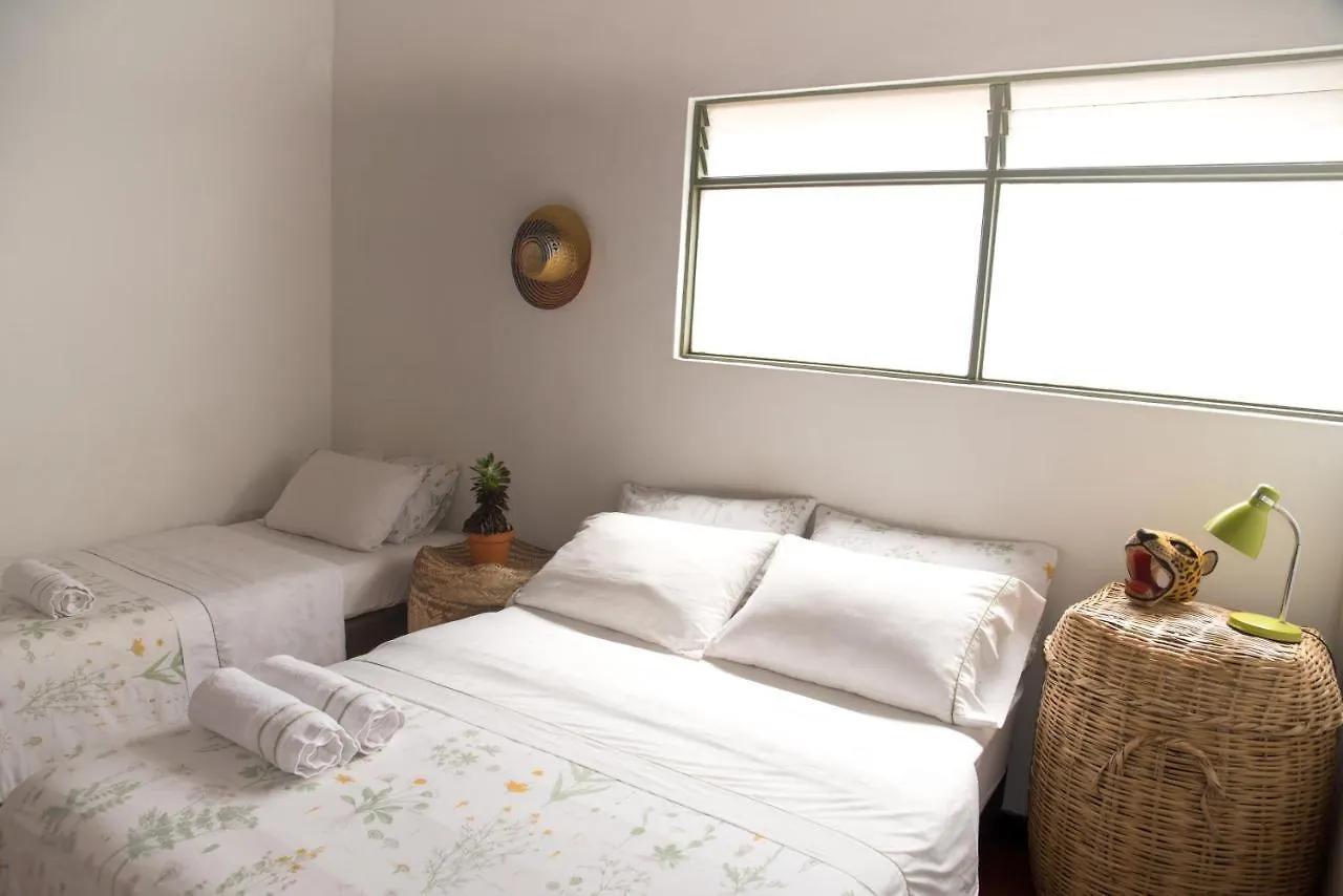 Saman Hostel Medellín Colombia